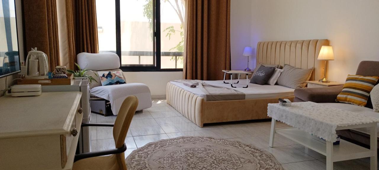 Jumeirah Beach Villa Dubai Exteriör bild